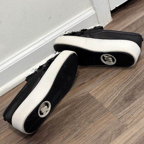 MICHAEL KORS-BLACK TRENT FLORAL SLIP-ON SNEAKER SIZE-6 - Picture 4 of 6